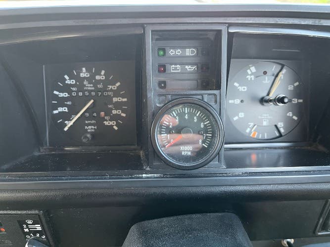 Charlie – VW T25 1.9L petrol - High-Top Auto Sleeper Campervan